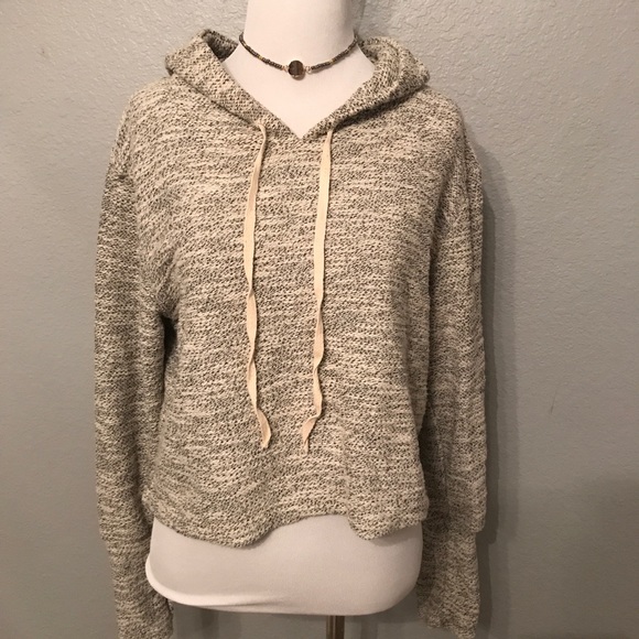 Brandy Melville cropped hoodie - Picture 2 of 3